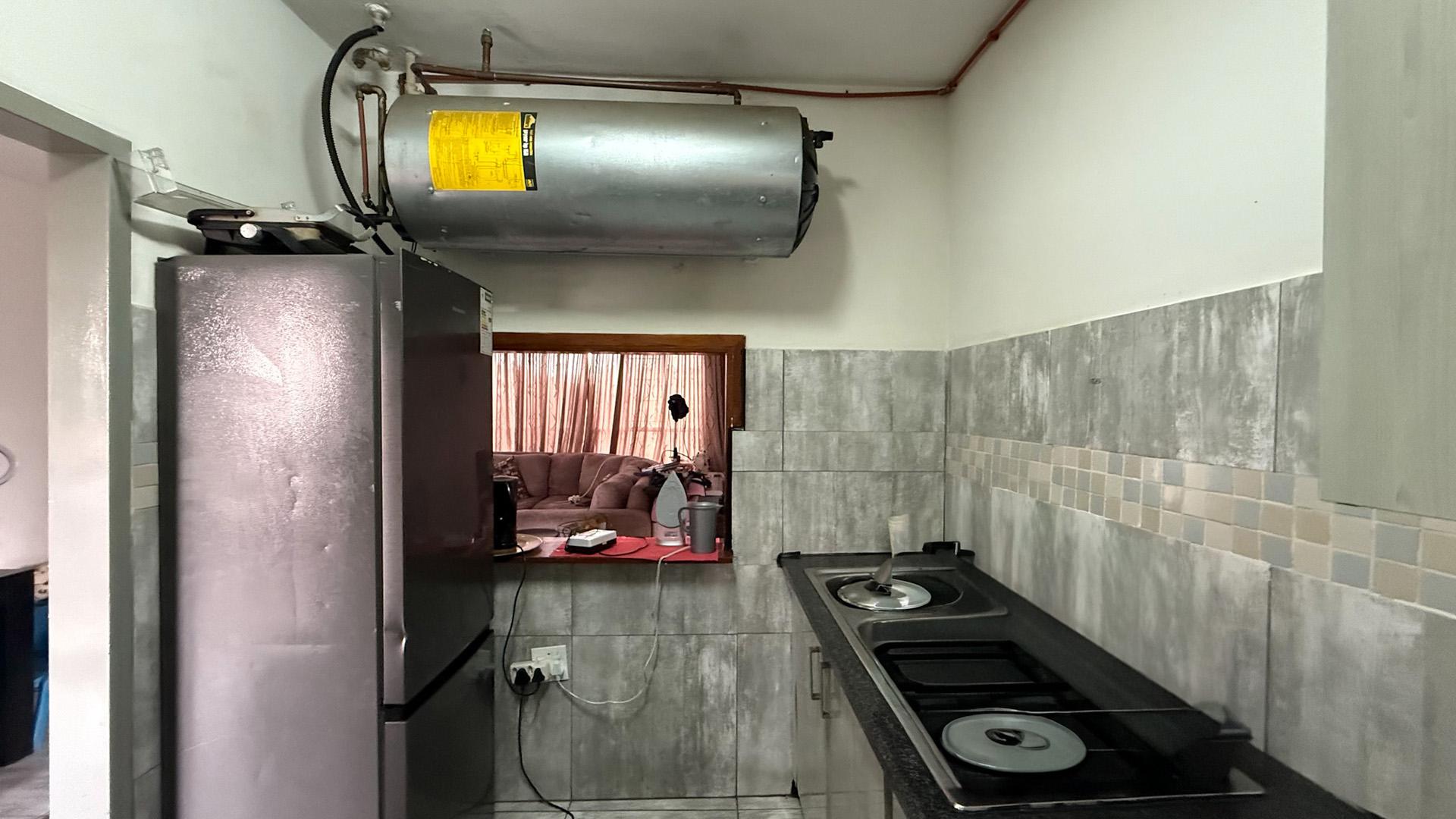 Kitchen of property in Sunnyside