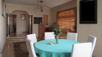Dining Room - 33 square meters of property in Lenasia South