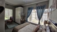 Bed Room 1 of property in Gerdview