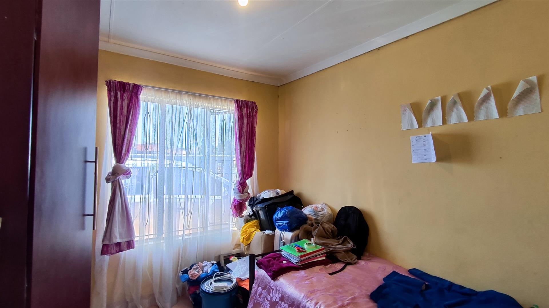 Bed Room 3 - 8 square meters of property in Crystal Park