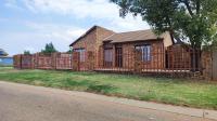 3 Bedroom 1 Bathroom House for Sale for sale in Crystal Park