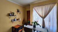 Dining Room - 10 square meters of property in Crystal Park
