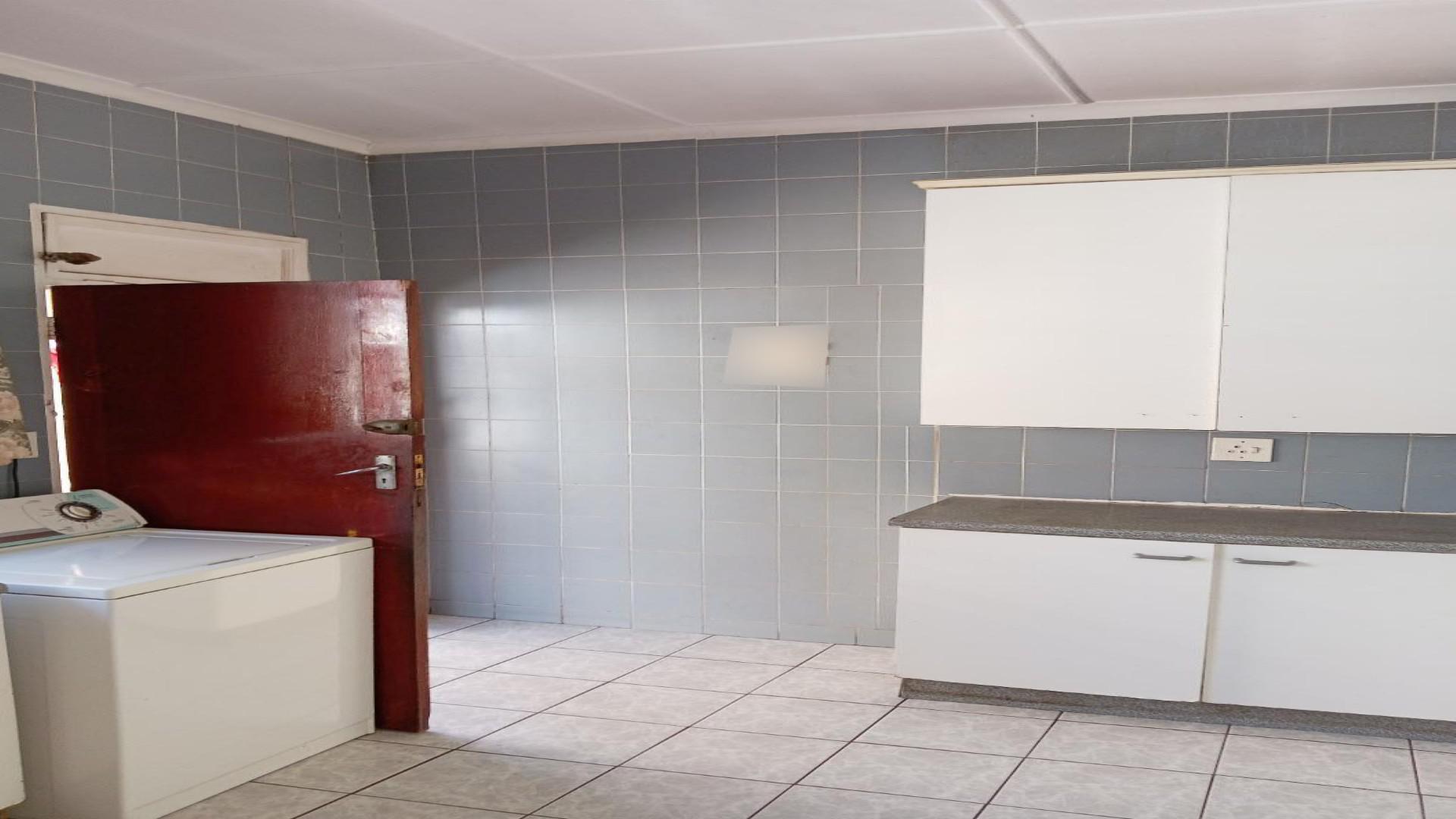 Kitchen of property in Lorentzville