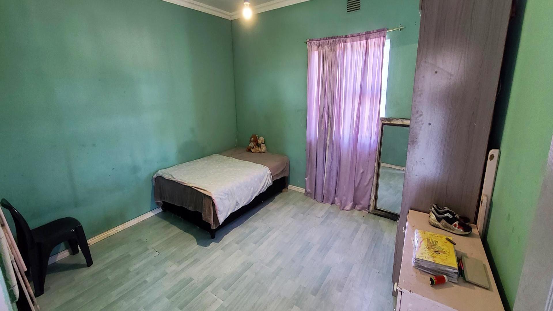 Bed Room 2 of property in Malibu Village