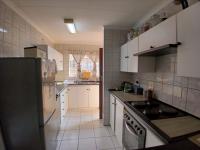  of property in Geelhoutpark