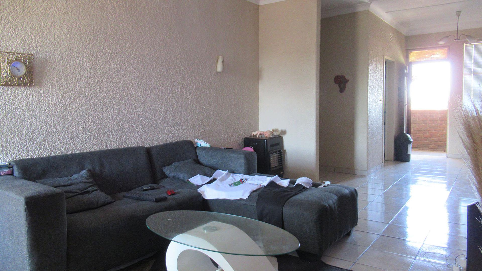 Lounges - 21 square meters of property in Florida