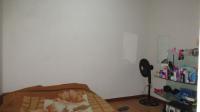 Bed Room 1 - 15 square meters of property in Florida