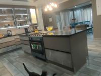  of property in Die Heuwel