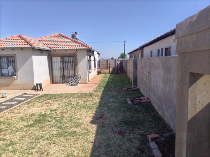 3 Bedroom House for Sale For Sale in Dawn Park - MR694539