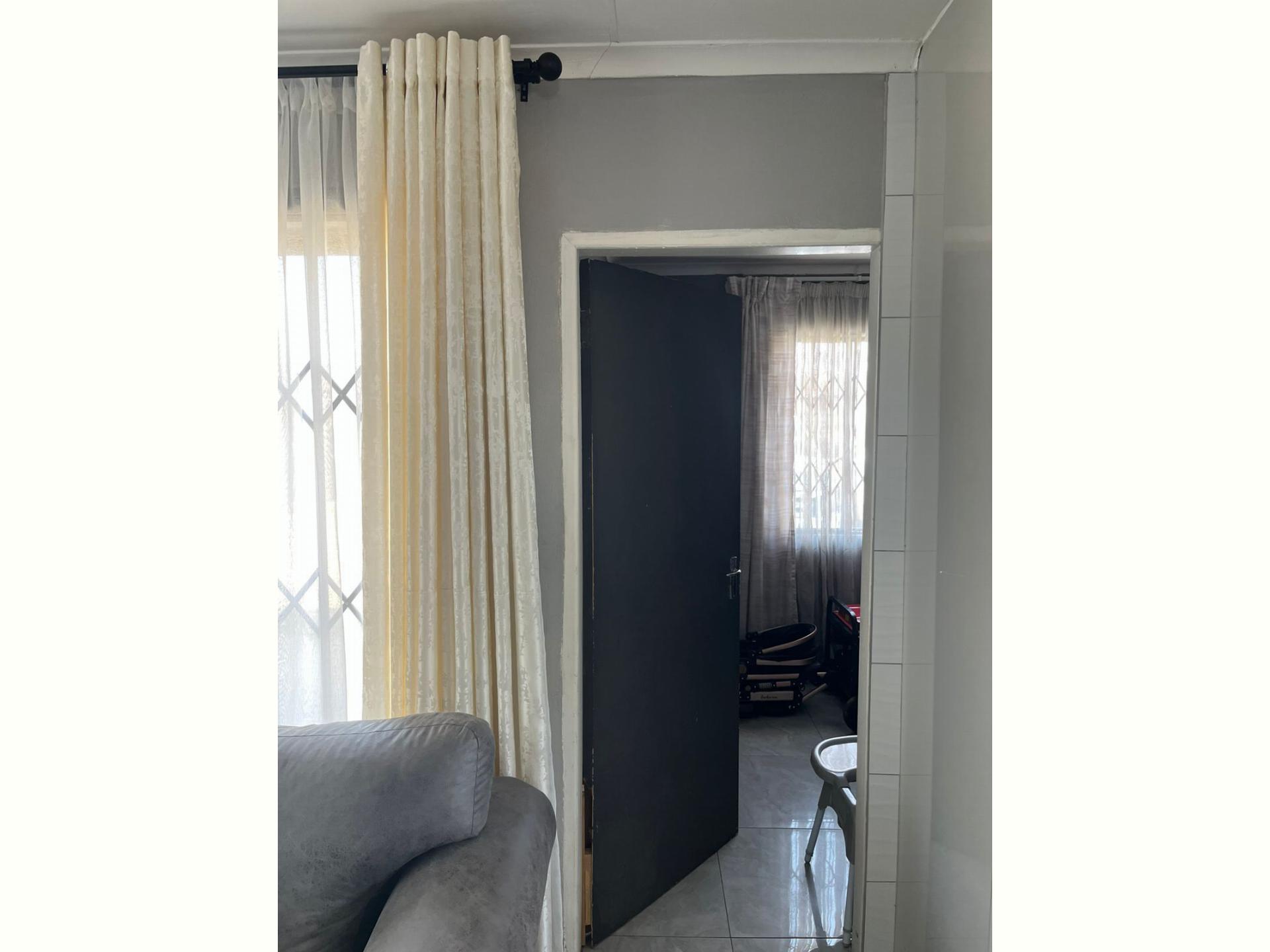  of property in Dawn Park