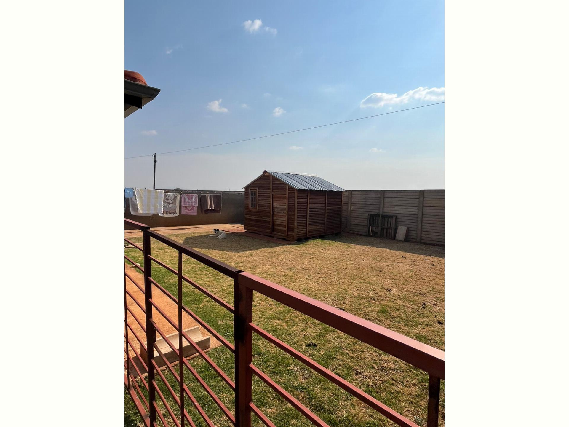  of property in Dawn Park