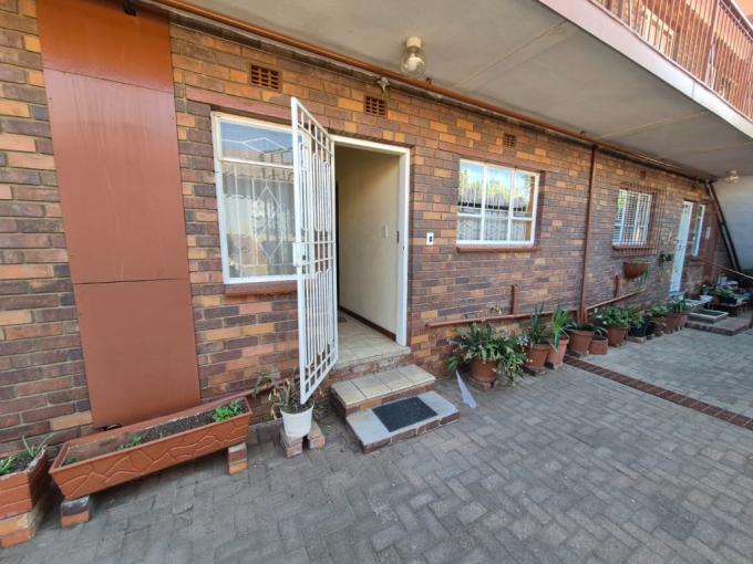 Simplex for Sale For Sale in New Redruth - MR694542