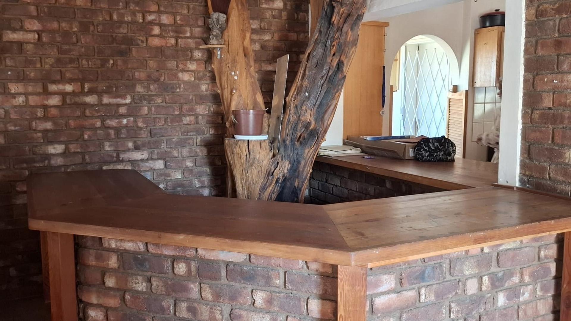 Entertainment of property in Hartswater