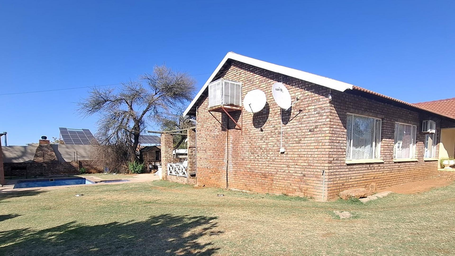 Backyard of property in Hartswater
