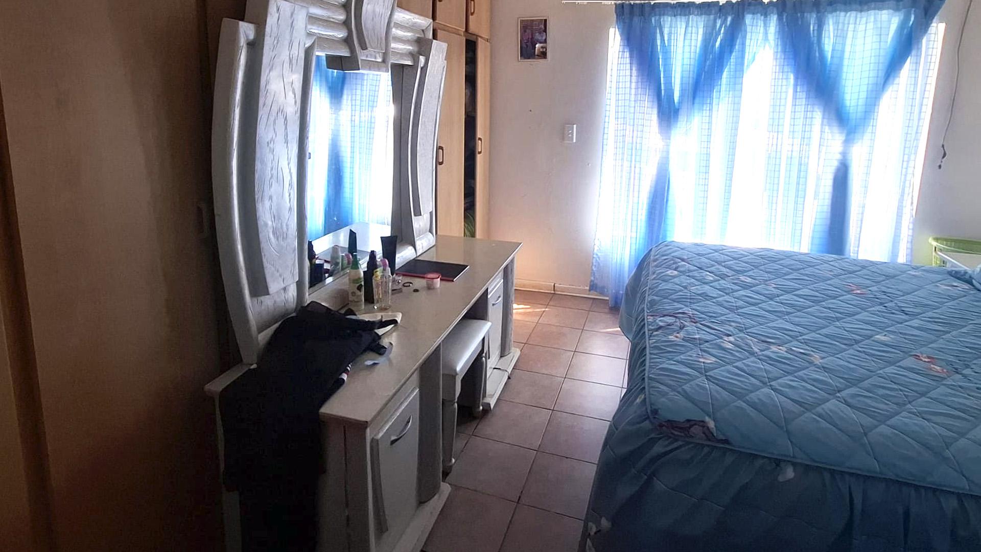 Bed Room 2 of property in Hartswater