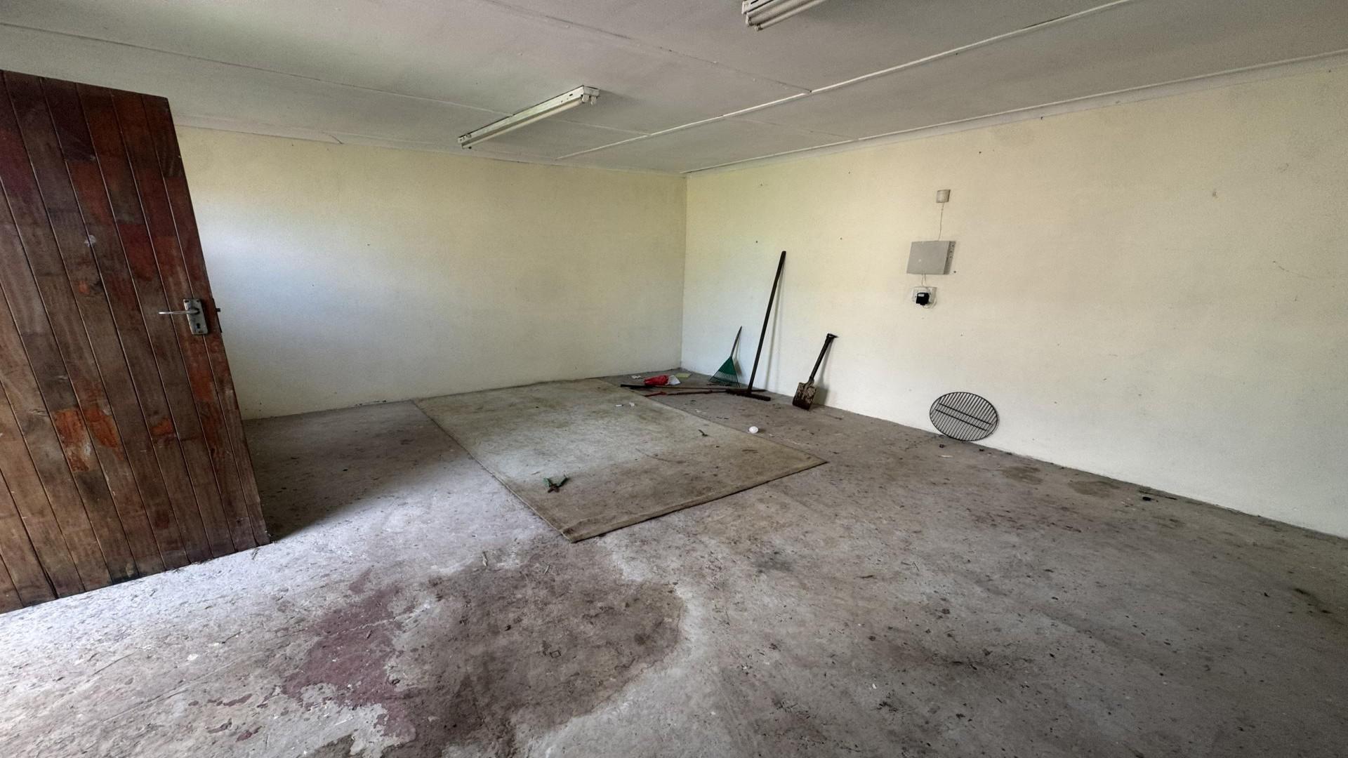 Flatlet of property in Kaysers Beach