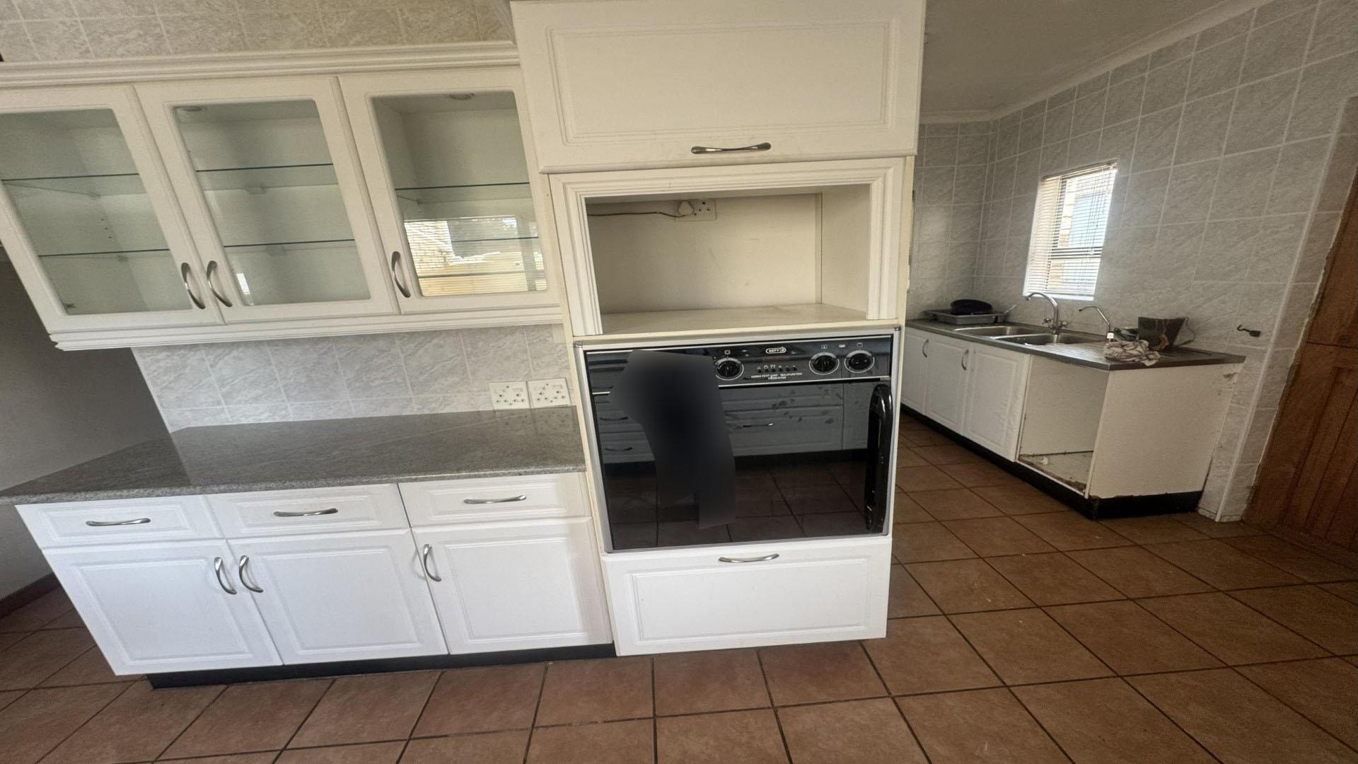 Kitchen of property in Kaysers Beach