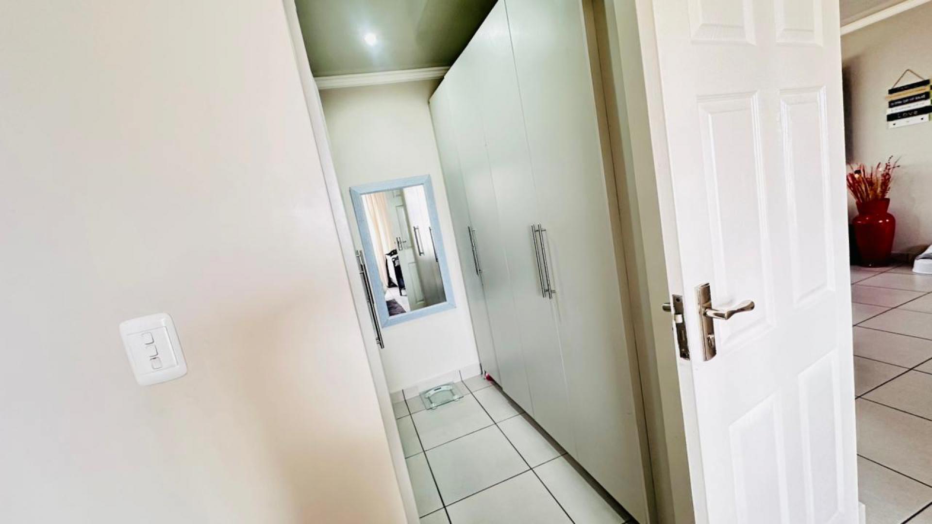 Spaces of property in Bloemspruit