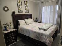  of property in Glen Marais