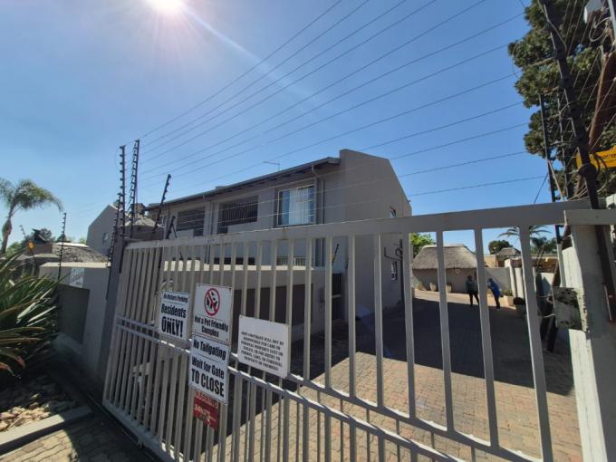 2 Bedroom Simplex for Sale For Sale in Raceview - MR694633