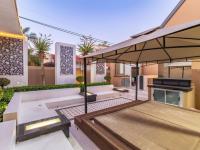  of property in Magaliessig