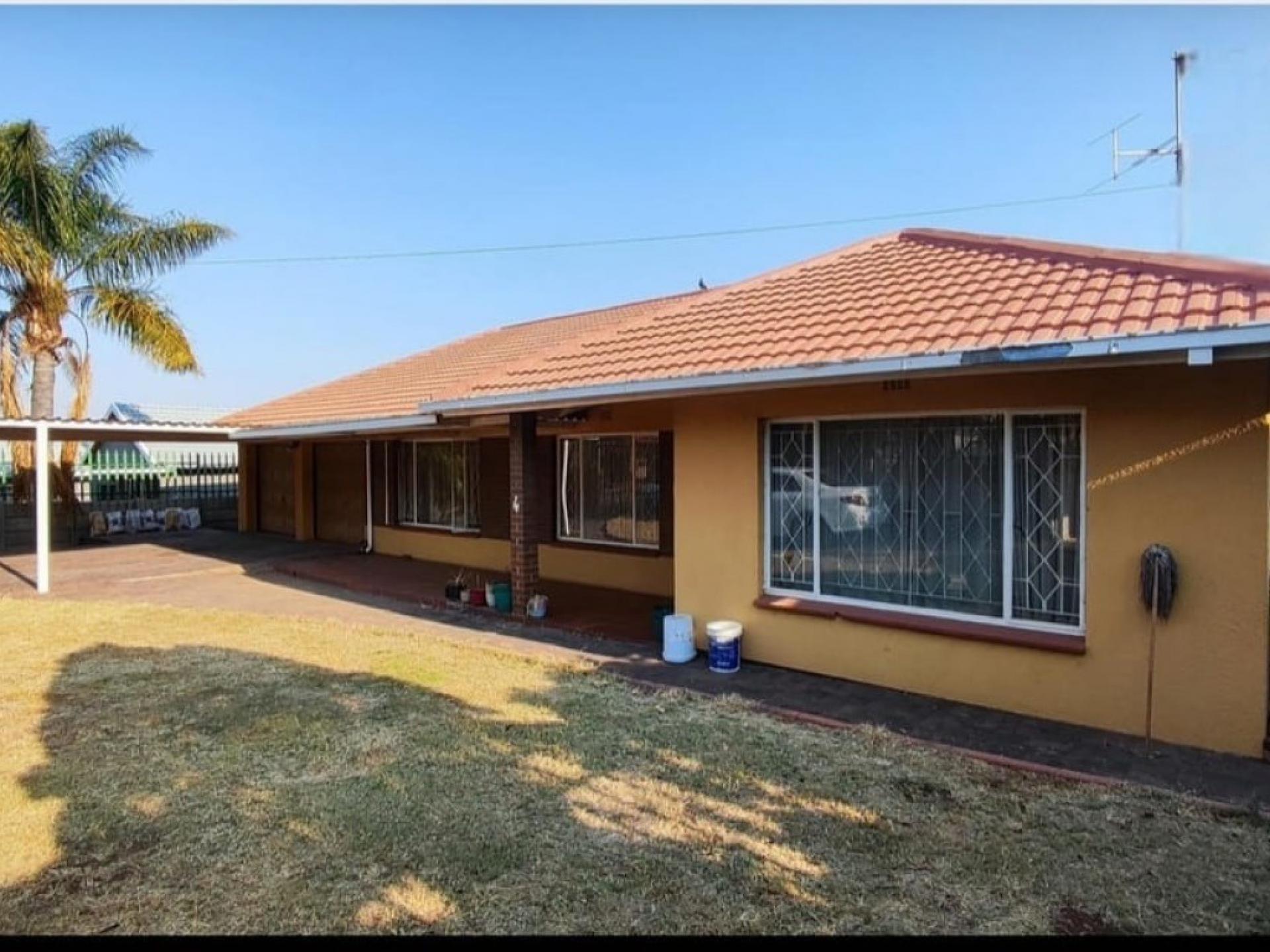  of property in South Crest