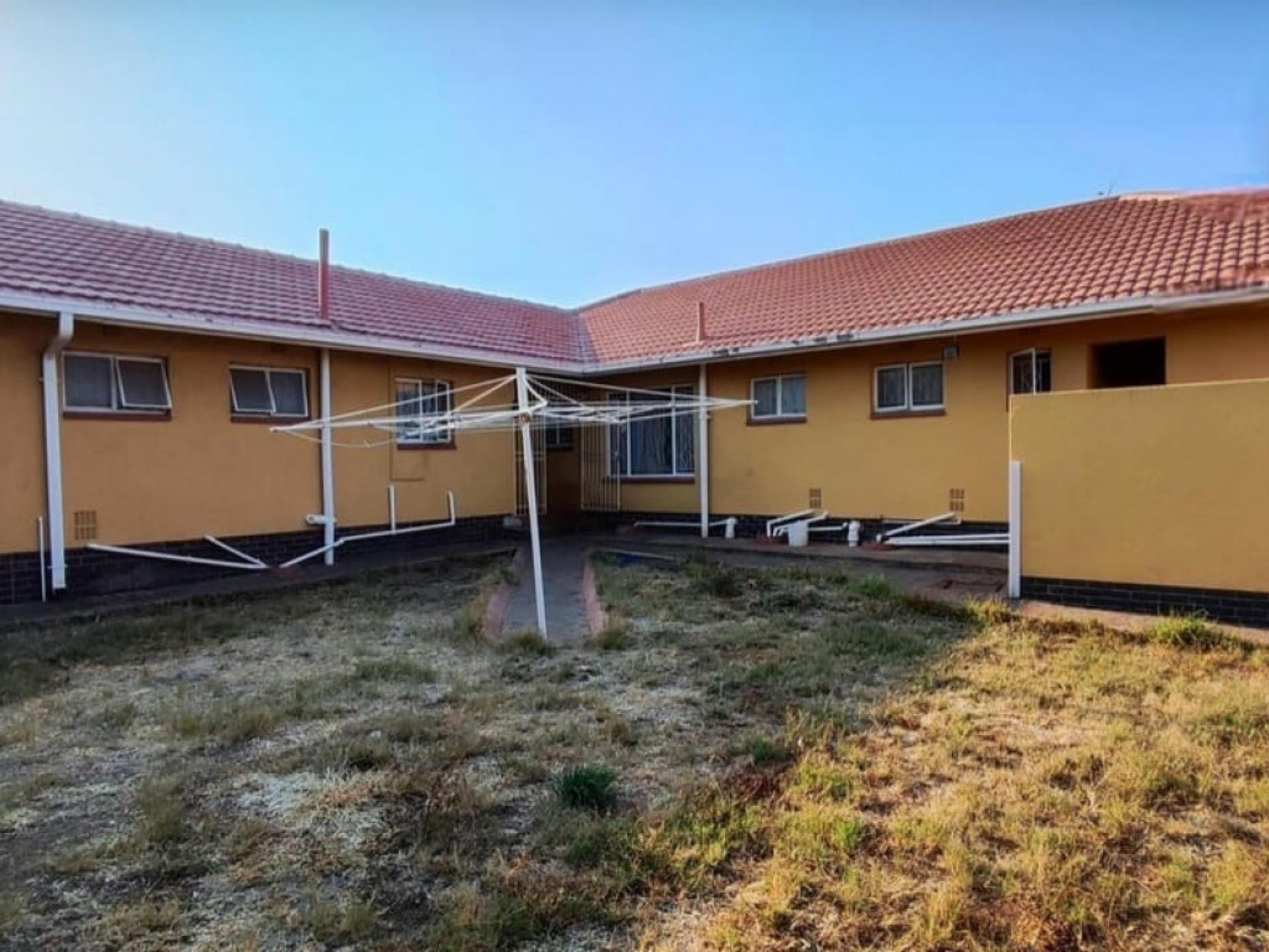  of property in South Crest