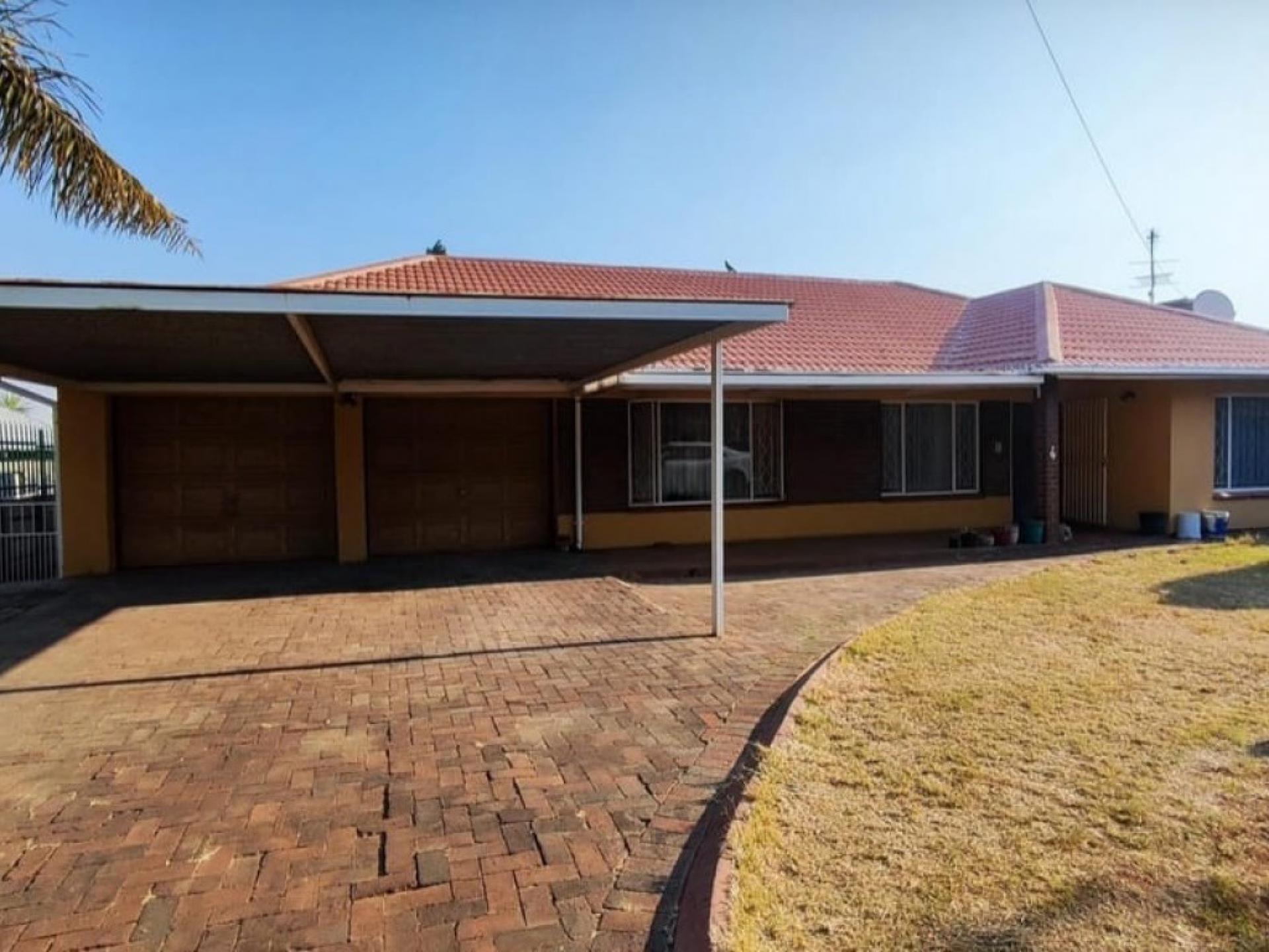  of property in South Crest