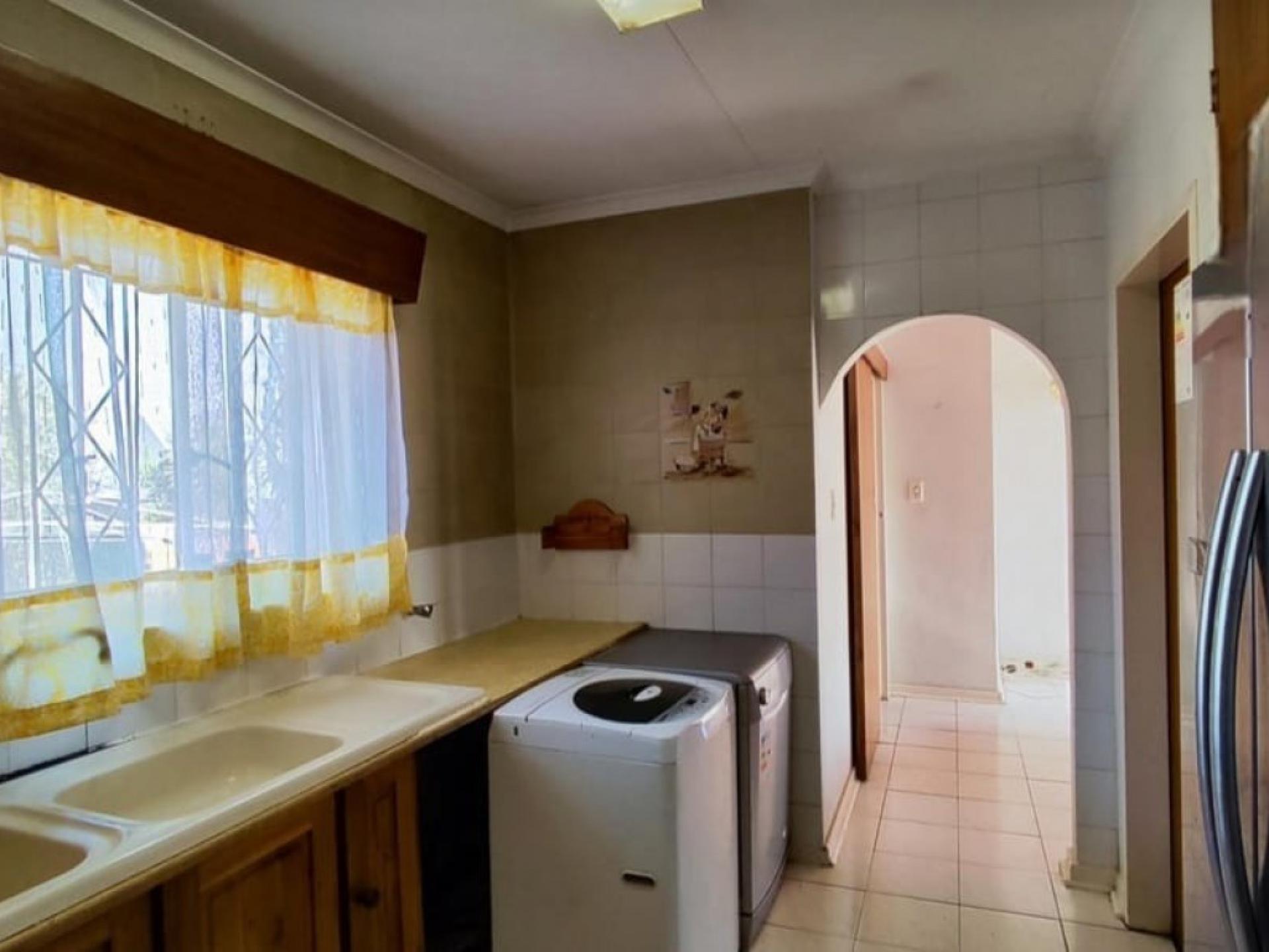  of property in South Crest