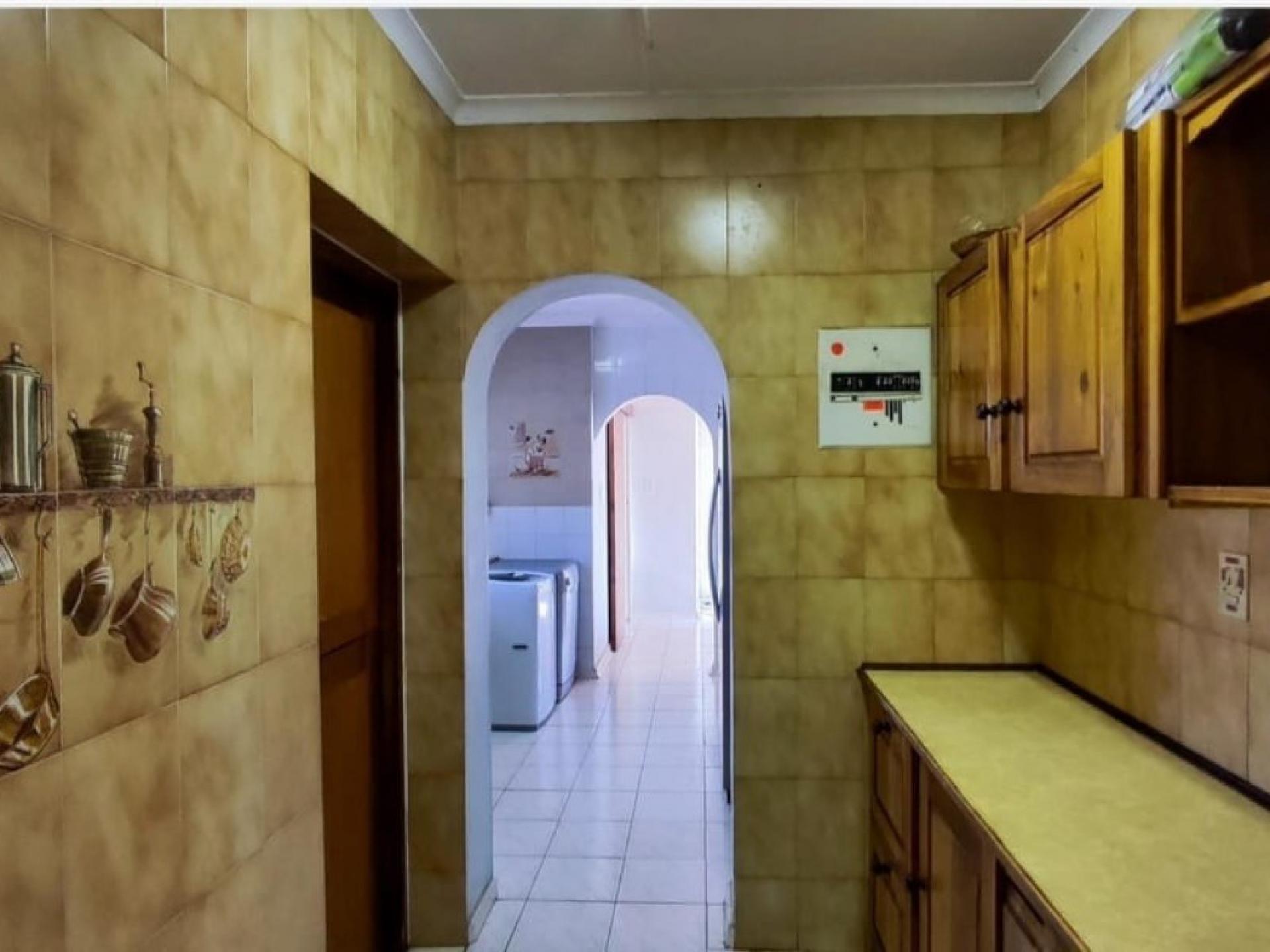  of property in South Crest