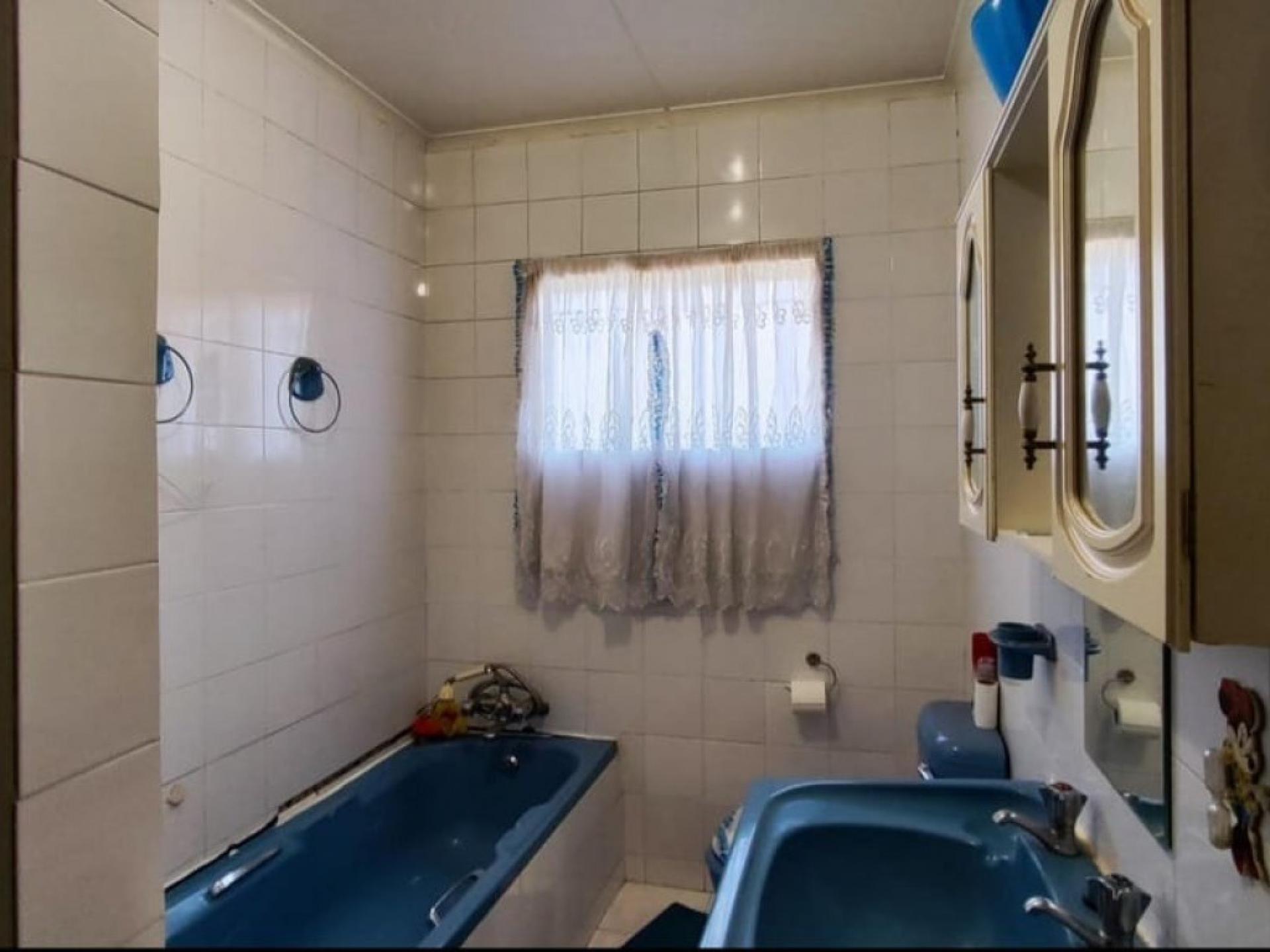  of property in South Crest