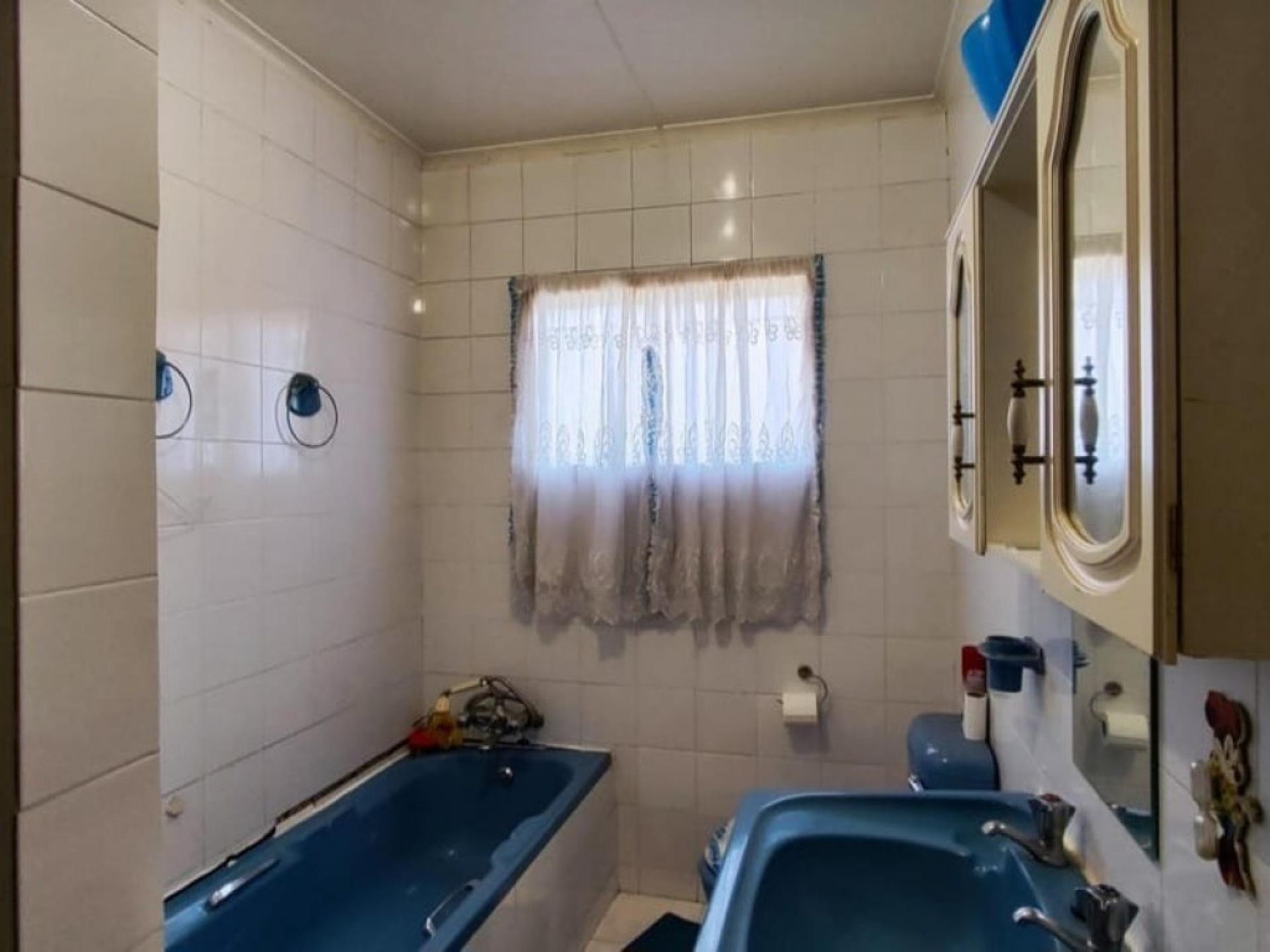  of property in South Crest