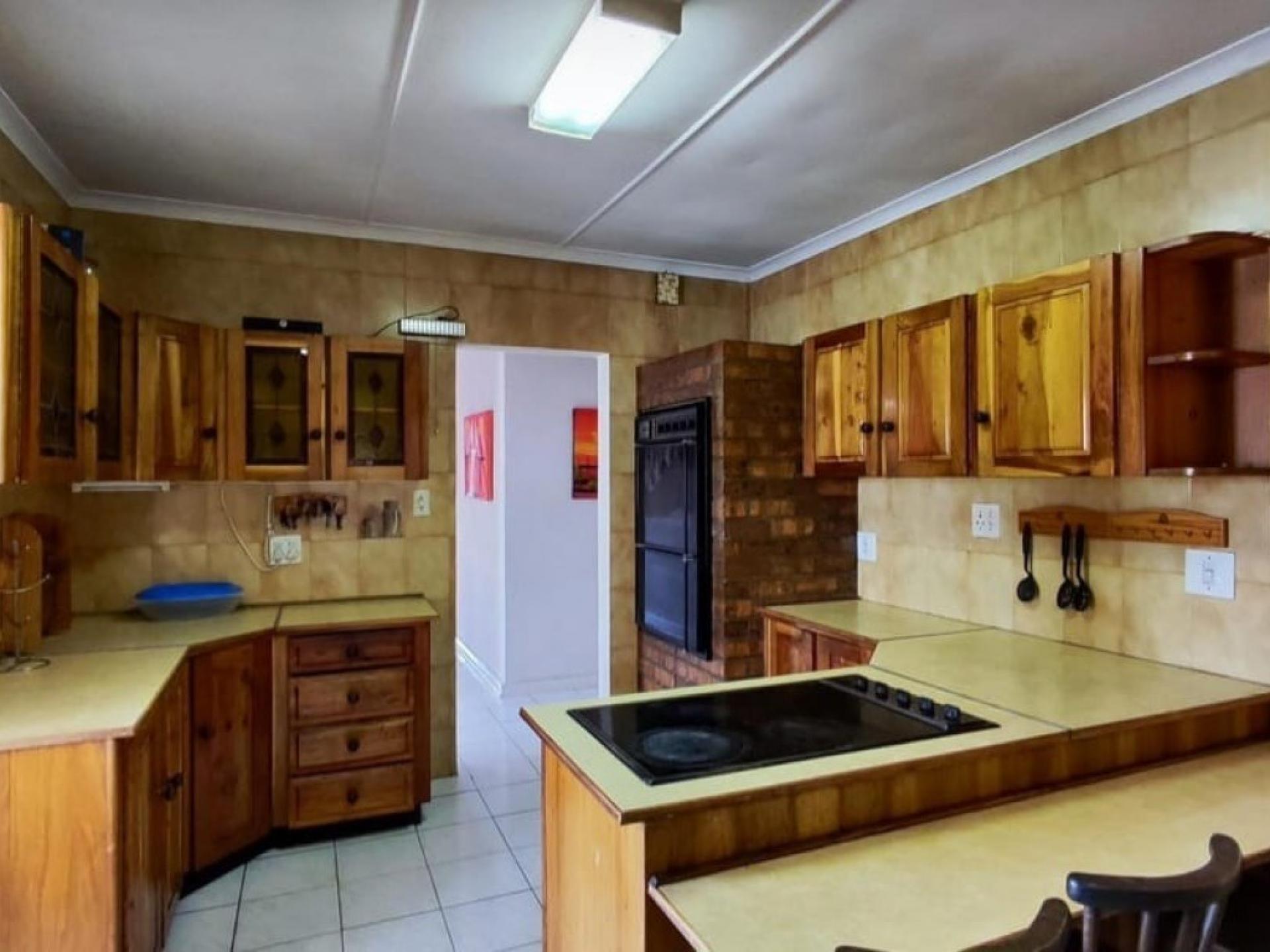  of property in South Crest