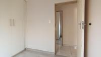 Bed Room 1 - 8 square meters of property in Rosslyn