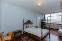  of property in Bedford Gardens
