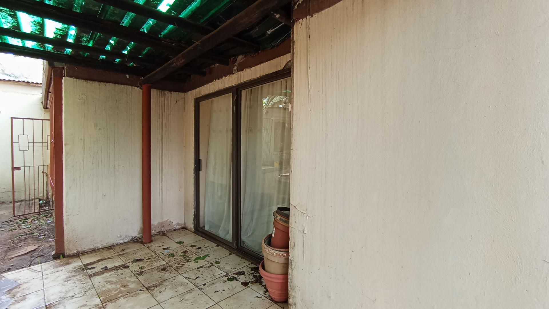 Patio - 17 square meters of property in Kensington - JHB