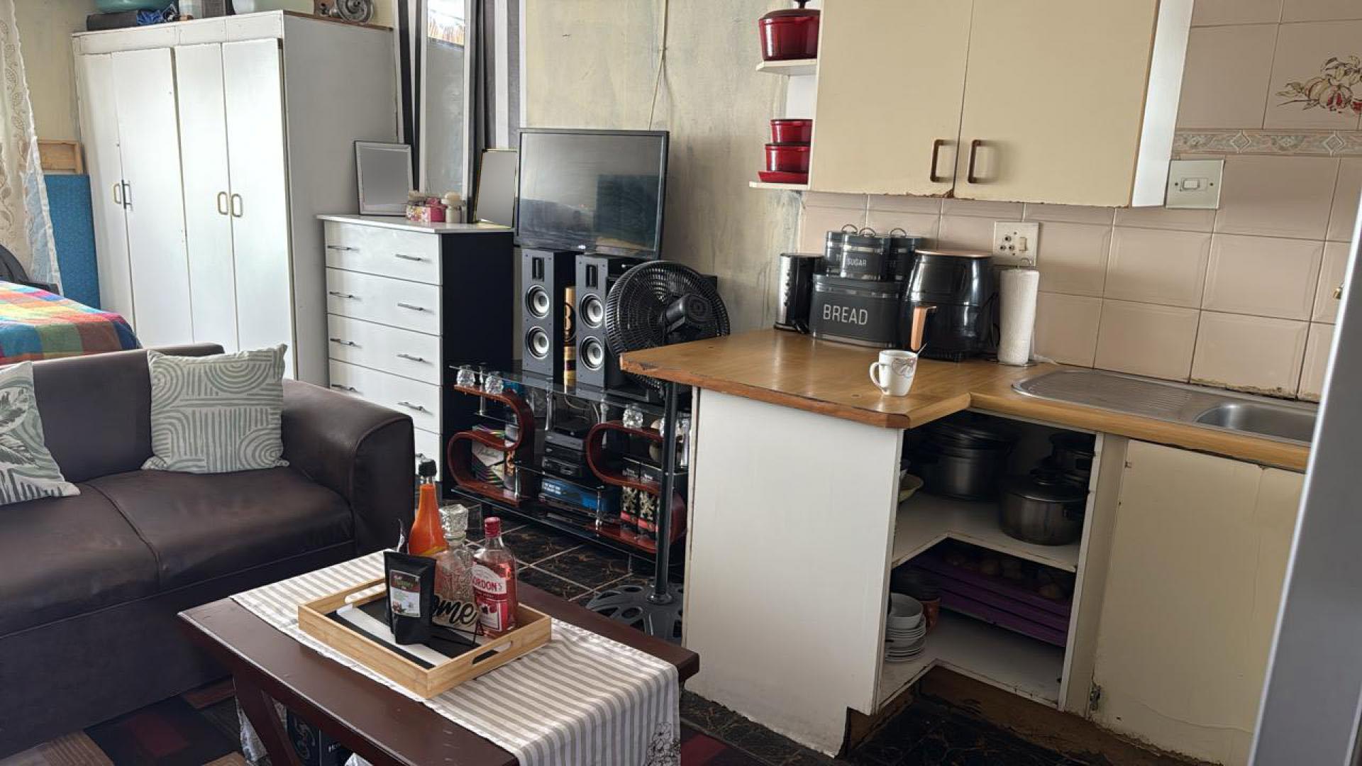 Kitchen of property in Kempton Park