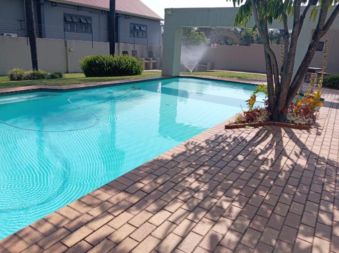 2 Bedroom Sectional Title for Sale For Sale in Marais Steyn Park - MR694737