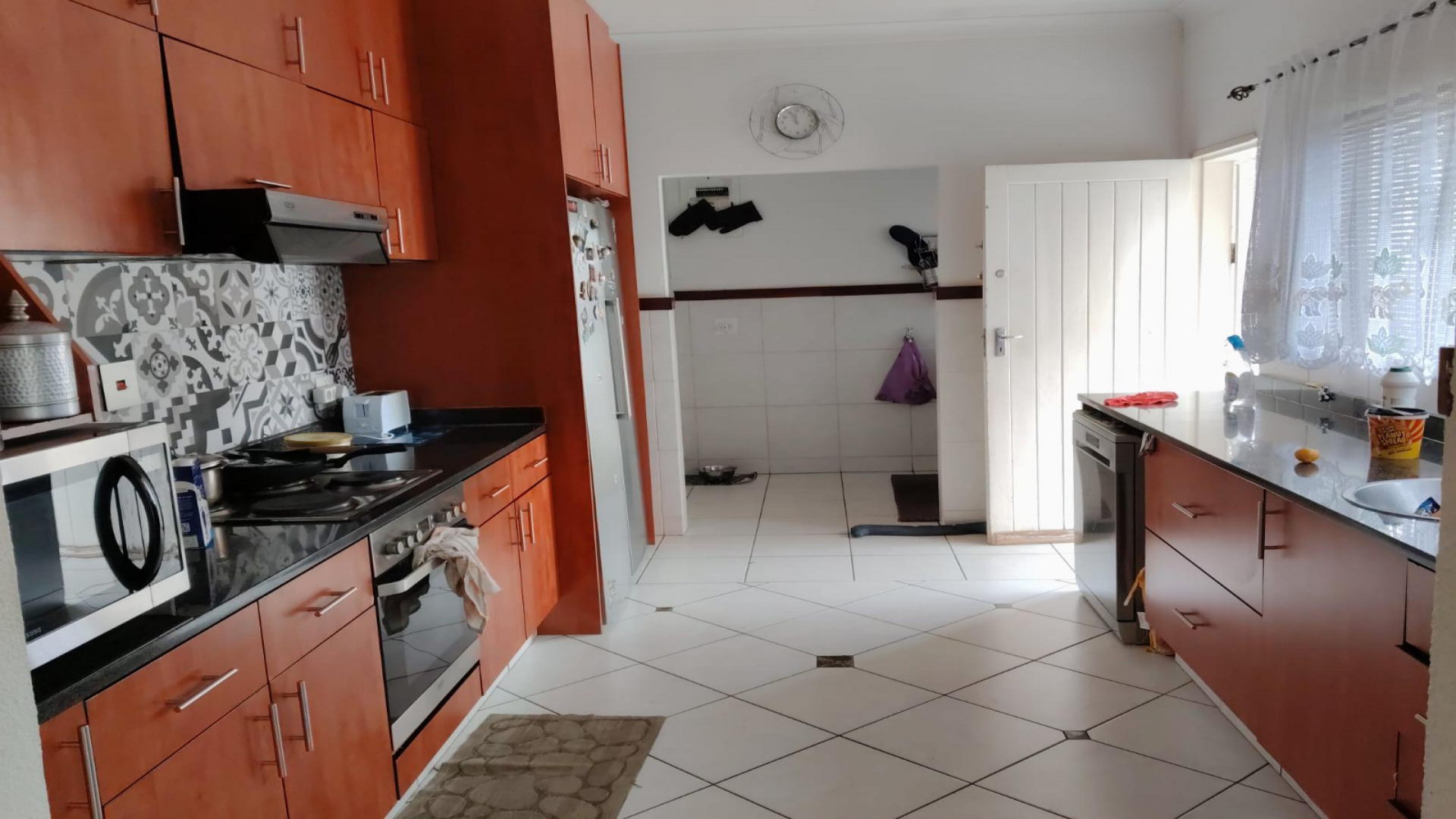 Kitchen of property in Ontdekkerspark