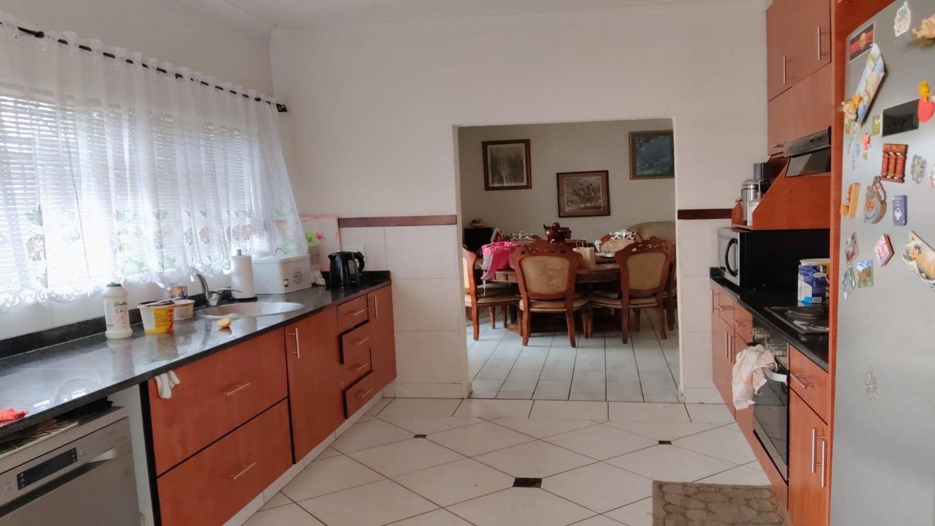 Kitchen of property in Ontdekkerspark