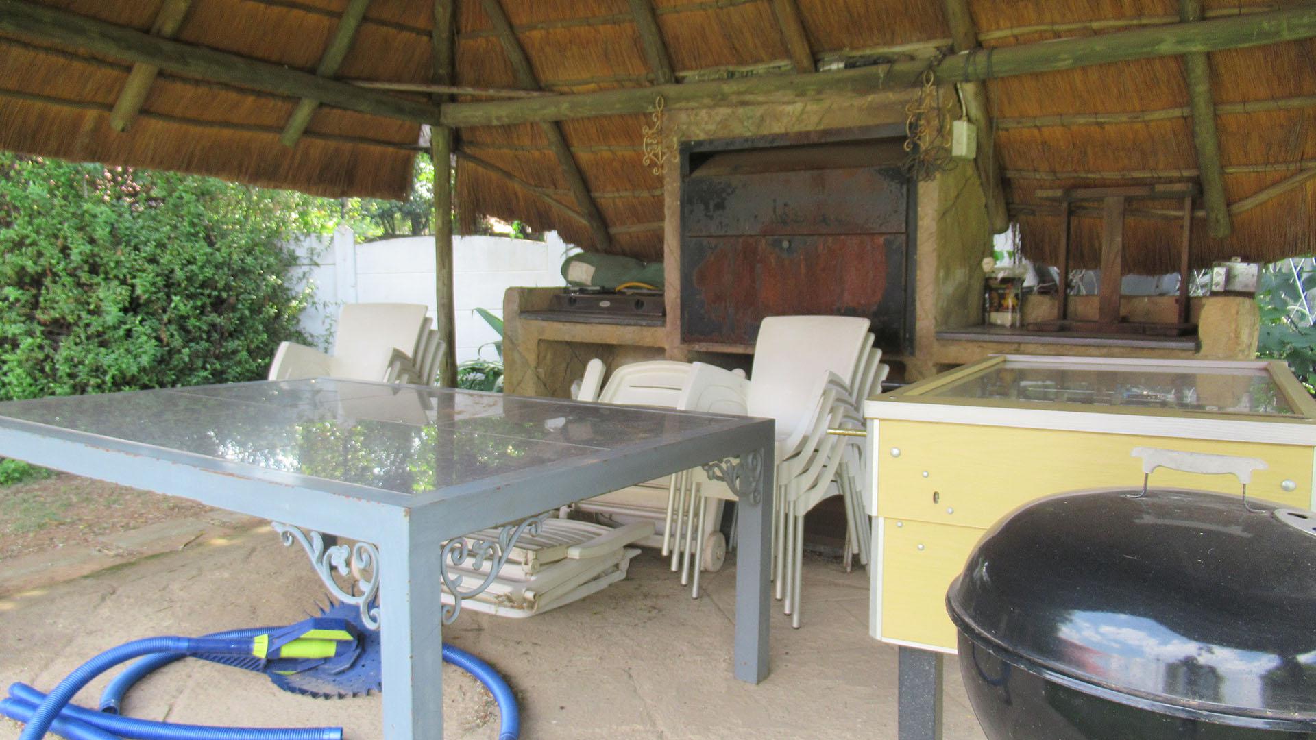Braai Area of property in Ontdekkerspark