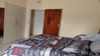 Bed Room 1 of property in Ontdekkerspark