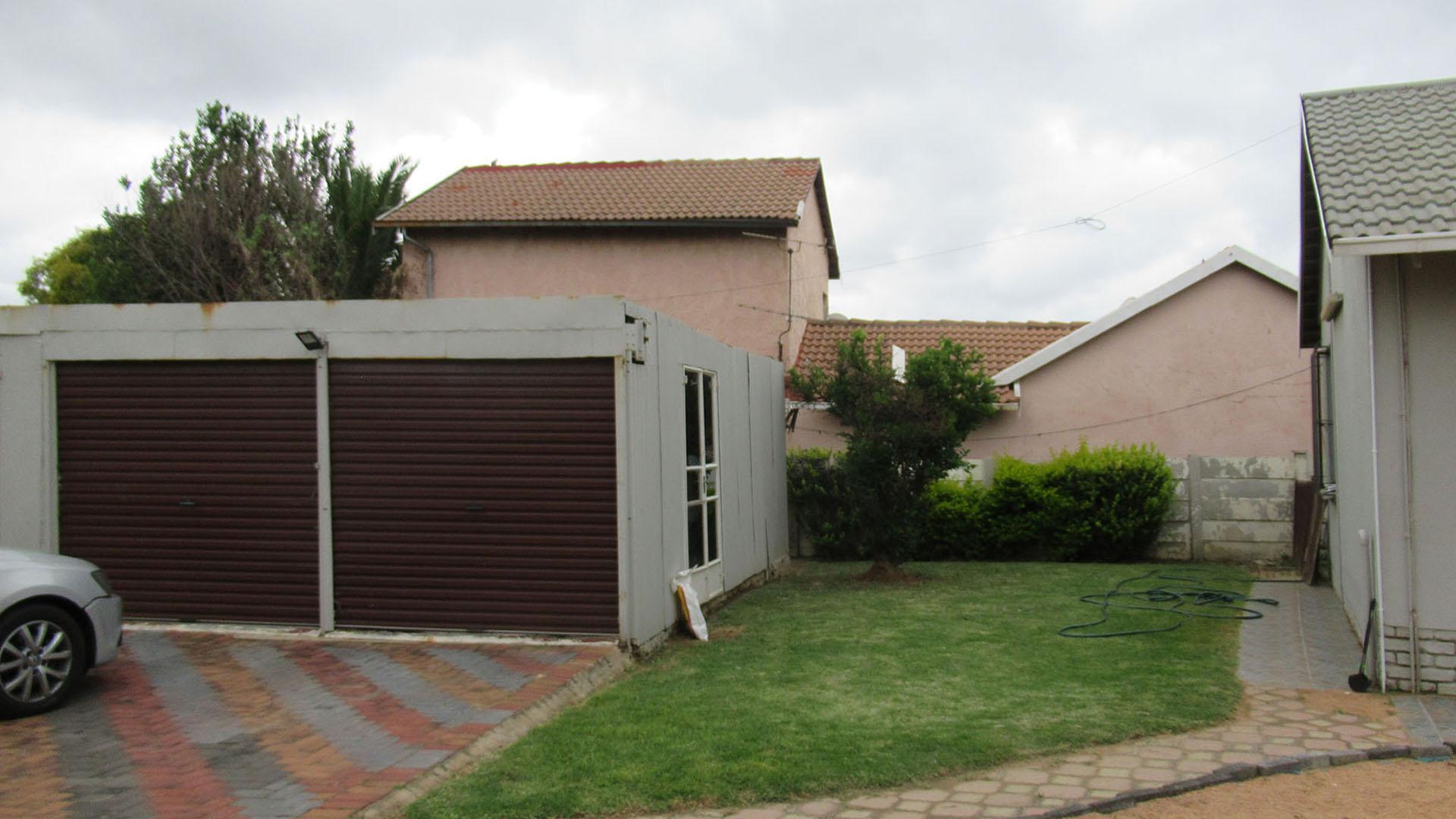 Front View of property in Elandspark