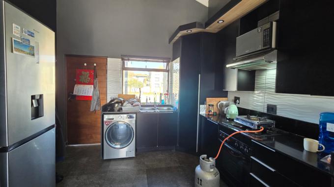 2 Bedroom Apartment for Sale For Sale in Greenstone Hill - MR694750