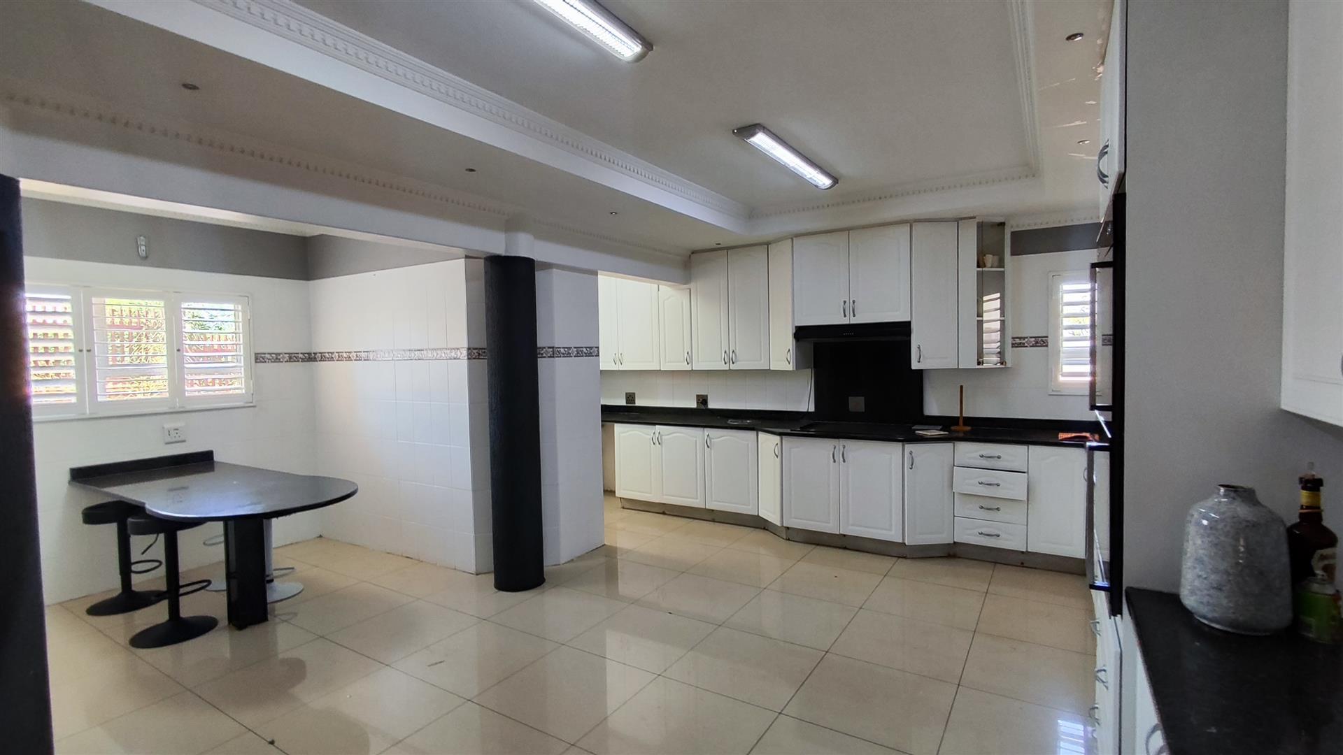 Kitchen - 45 square meters of property in Vanderbijlpark