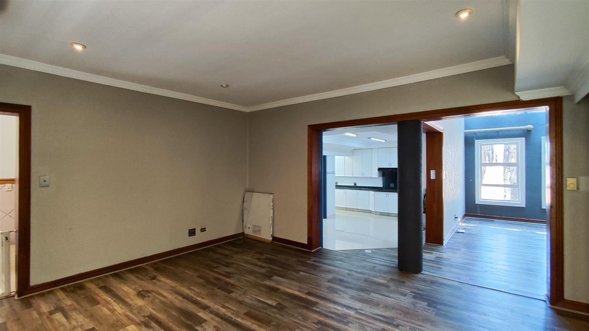 Dining Room - 29 square meters of property in Vanderbijlpark