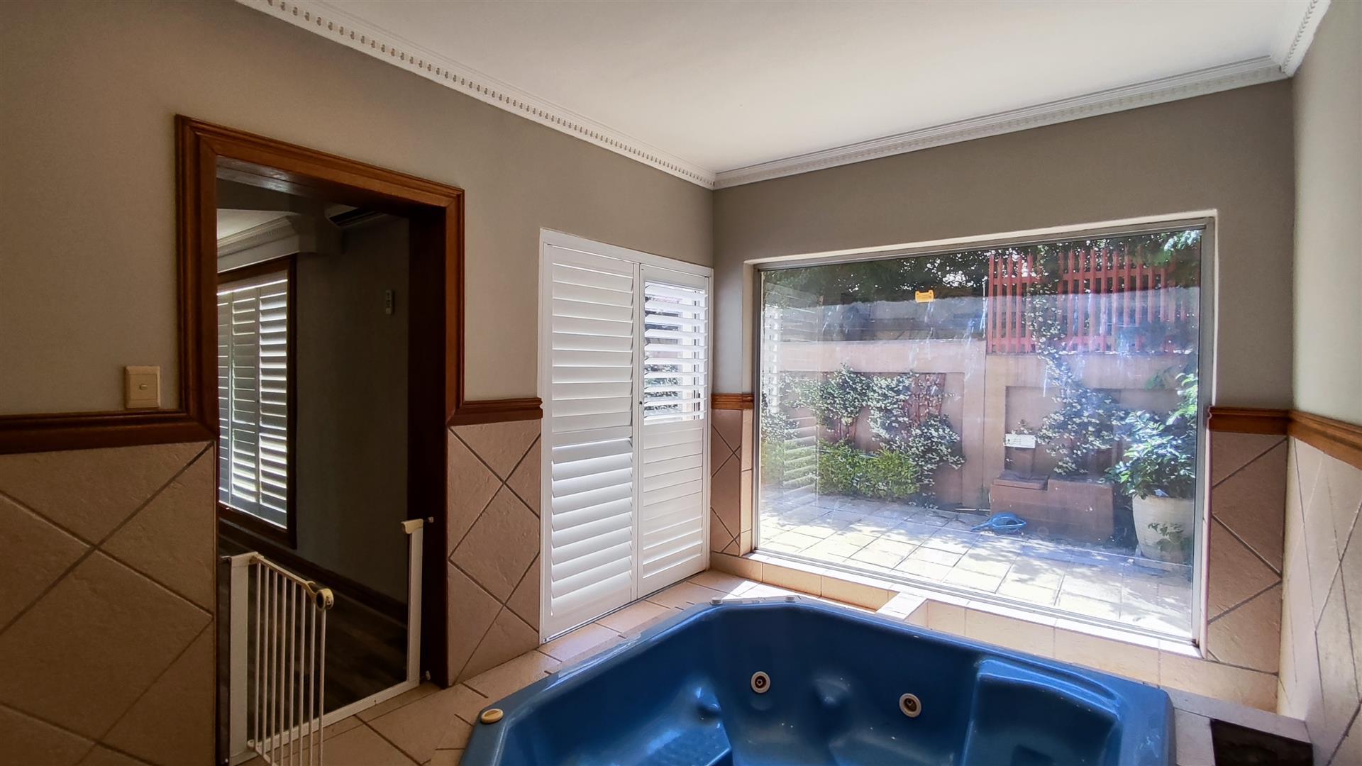 Entertainment - 85 square meters of property in Vanderbijlpark