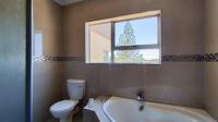 Bathroom 3+ - 12 square meters of property in Vanderbijlpark