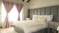 Main Bedroom - 20 square meters of property in Noordhang
