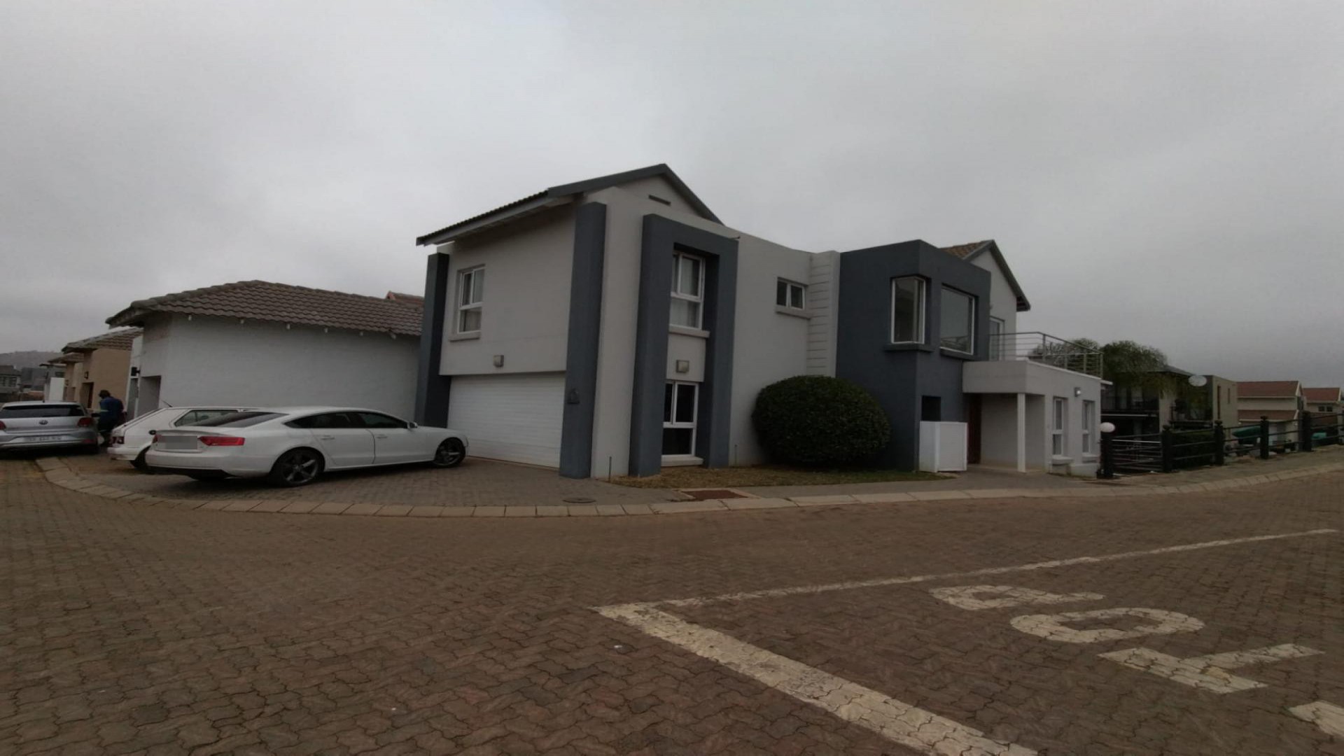 Front View of property in Hartebeesfontein